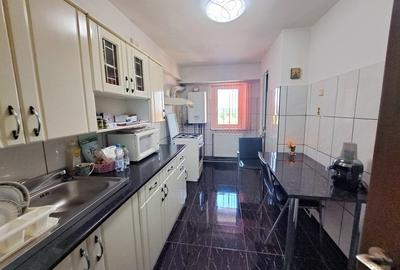 Apartament cu 4 camere decomandat în Micro 11 - 10