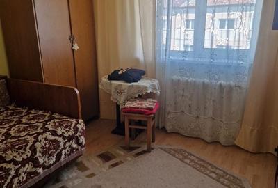 Apartament cu 3 camere decomandat în Central - 2