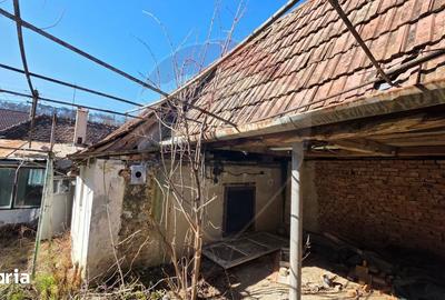 Casă cu 3 camere cu Teren 477 Mp în Central - 5