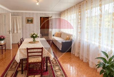 Casă individuală cu 4 camere cu Teren 4000 Mp în Dumești