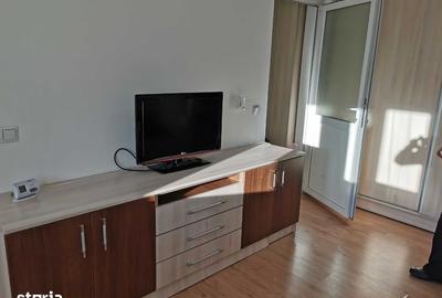 Garsonieră decomandată în Rahova