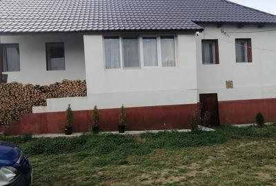 Casă cu 3 camere în Florești - 3