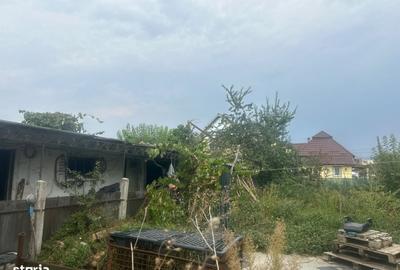 Casă cu Teren 471 Mp în Central