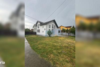Casă cu 3 camere în Someșeni