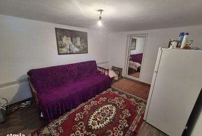 Casă cu 4 camere în Vernești
