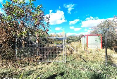 Teren de 1326 mp, în Corbu