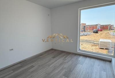 Casă cu 4 camere cu Teren 440 Mp în Vidra - 2