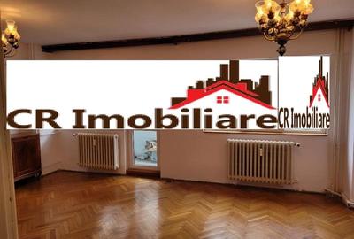 Apartament cu 4 camere decomandat în Dorobanți