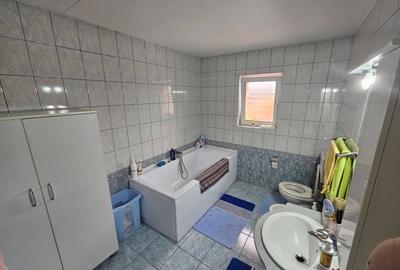 Casă individuală cu 6 camere cu Teren 820 Mp în Micești - 8