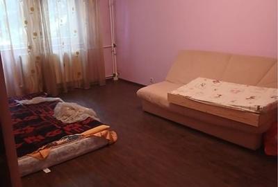 Apartament cu 2 camere decomandat în Nufărul - 6