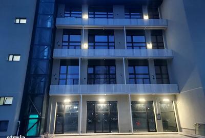 Spațiu comercial, de 250 mp, în Central - 3