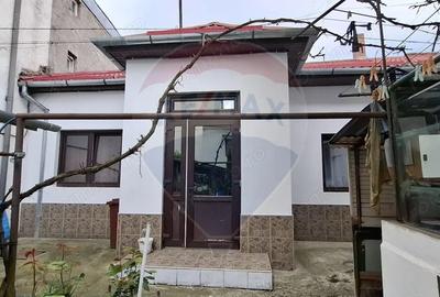 Casă cu 2 camere cu Teren 102 Mp în Central - 2