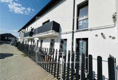 Apartament cu 4 camere nedecomandat în Aeroport - 1