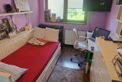 Apartament cu 3 camere semidecomandat în Central - 3