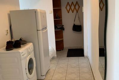 Apartament cu 2 camere în Km 4 - 3