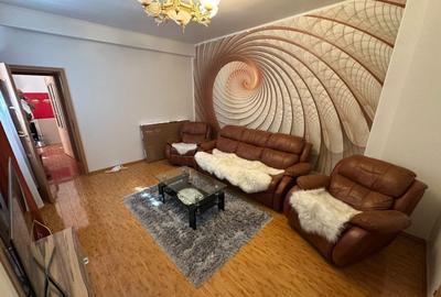 Apartament cu 2 camere decomandat, mobilat în Victoriei