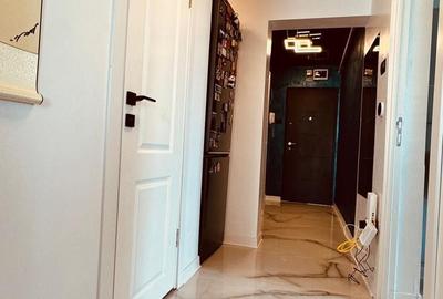 Apartament cu 2 camere în Micro 21