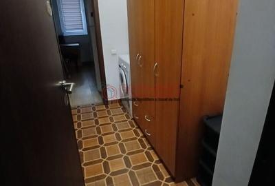 Apartament cu 2 camere în Apărătorii Patriei