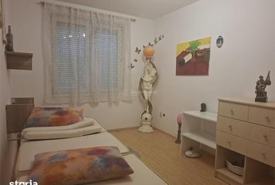 Apartament cu 3 camere decomandat în Ștrand