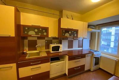 Apartament cu 2 camere decomandat în Exterior Vest