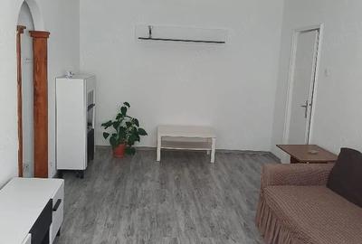 Apartament cu 2 camere semidecomandat în Timpuri Noi