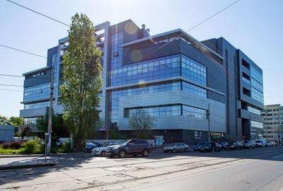 Spațiu comercial, de 27,150 mp, în Eroii Revoluției - 1