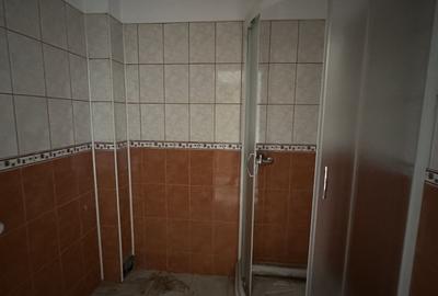 Spațiu comercial, de 936 mp, în Valea Călugărească - 10