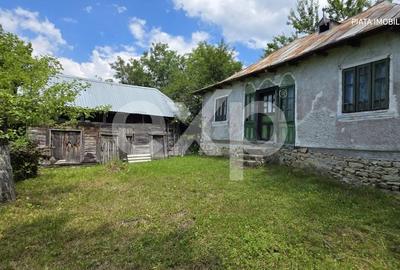 Casă cu 5 camere cu Teren 4489 Mp în Râu Alb - 3
