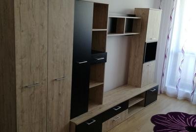 Apartament cu 2 camere decomandat în Roșu - 2