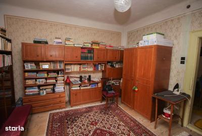 Casă cu 4 camere în Valea Alba