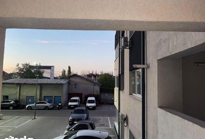 Garsonieră decomandată în Brănești - 7