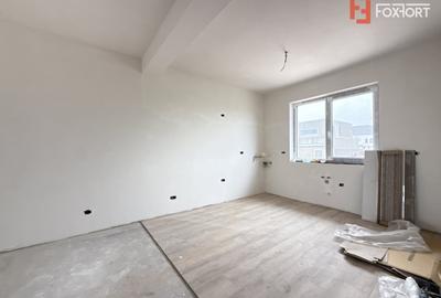 Duplex cu 4 camere cu Teren 247 Mp în Săcălaz - 2