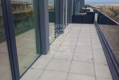 Apartament cu 3 camere în Gheorgheni - 1