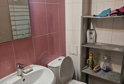 Garsonieră în Titan