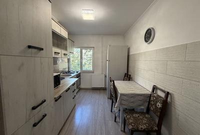 Apartament cu 2 camere decomandat în Rogerius