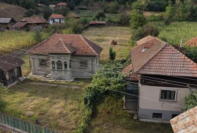 Casă cu 4 camere în Morăști