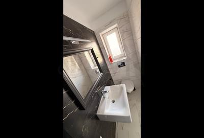 Casă cu 4 camere cu Teren 200 Mp în Tunari