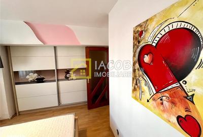 Apartament cu 2 camere decomandat în Republicii