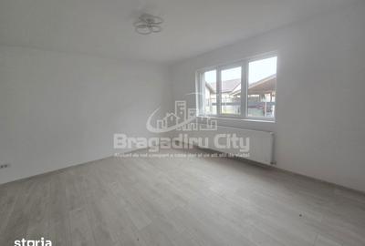 Casă cu 4 camere cu Teren 315 Mp în Domnești