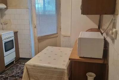 Apartament cu 3 camere decomandat în Canta