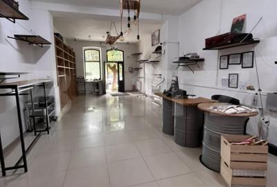 Spațiu comercial, de 140 mp, în Central