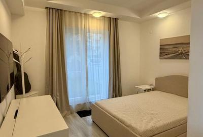 Apartament cu 3 camere semidecomandat în Ștefăneștii de Jos