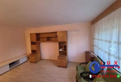Apartament cu 2 camere decomandat în E3