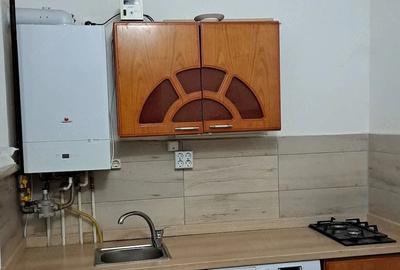 Apartament cu 2 camere semidecomandat în Cișmigiu