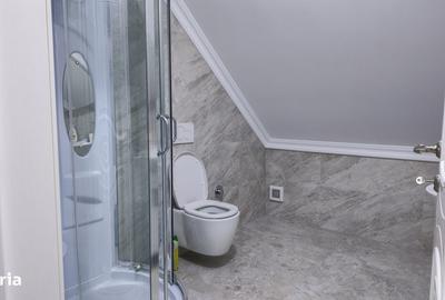 Casă cu 4 camere cu Teren 2100 Mp în Central