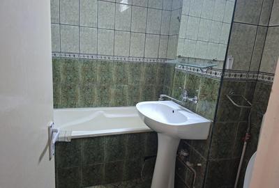 Apartament cu 2 camere decomandat în 9 Mai - 6