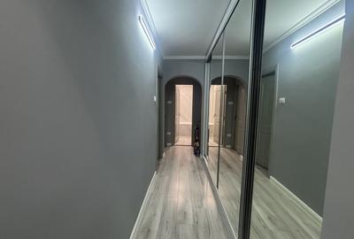 Apartament cu 3 camere decomandat în Sălăjan - 2