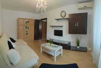 Garsonieră decomandată în Costin Georgian - 3