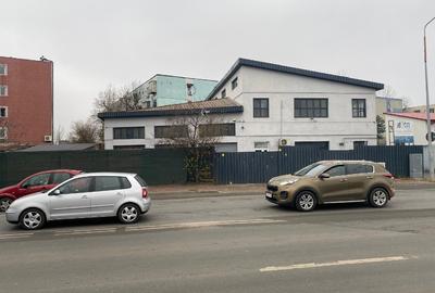 Spațiu comercial, 400 mp în Industriilor - 2