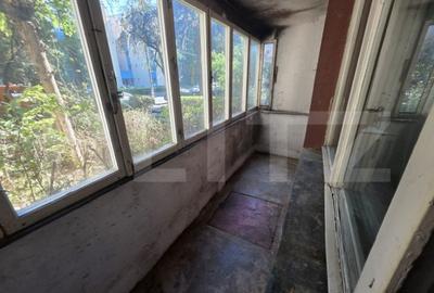 Apartament cu 3 camere decomandat în Tudor